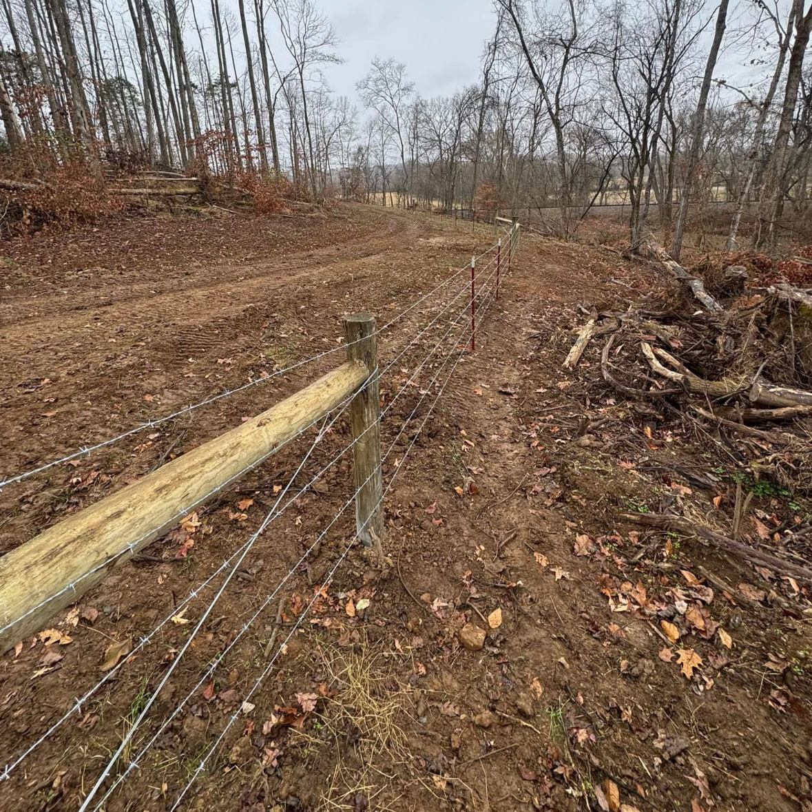 Agricultural Barbed Wire Fencing