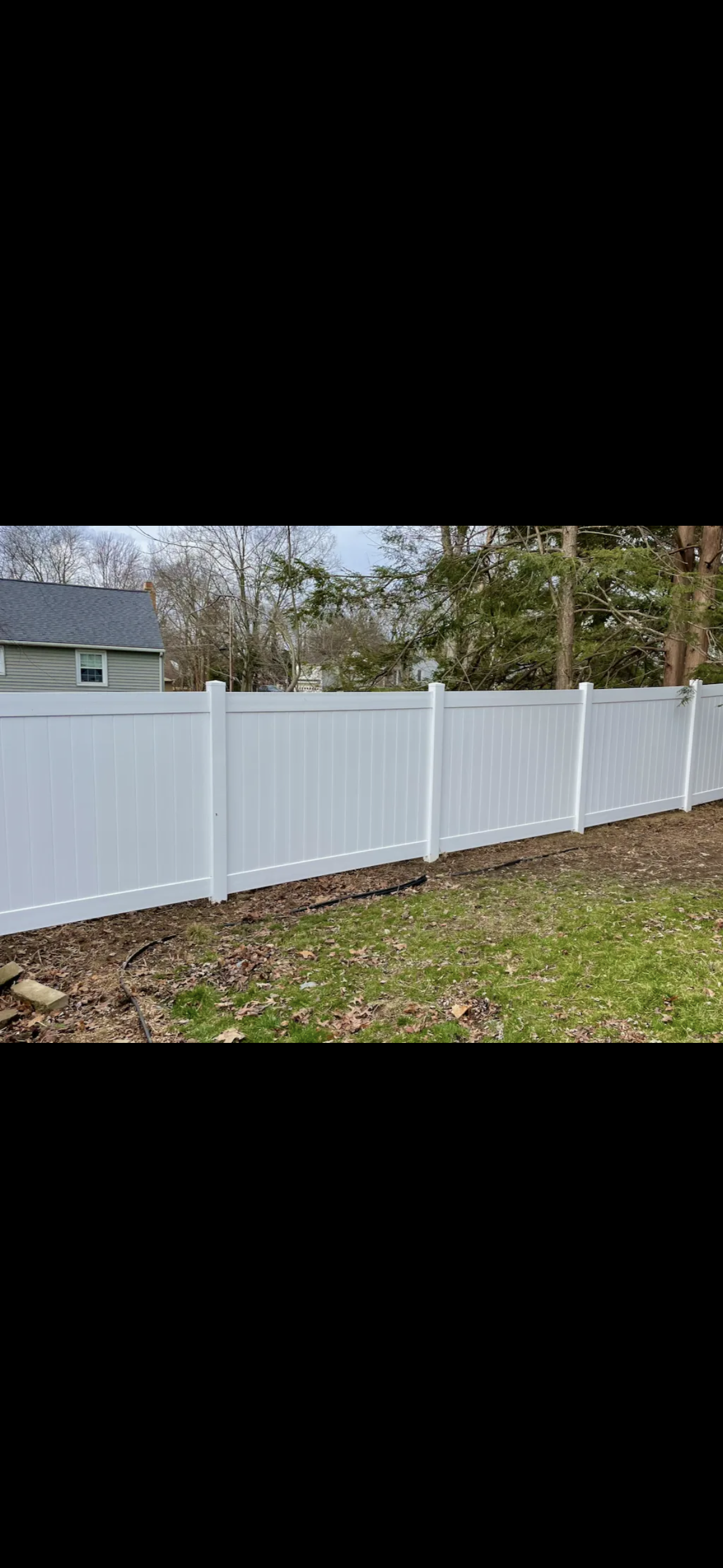 Modern White Vinyl Fencing